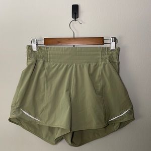 Lululemon Hotty Hot High-Rise Lined Short 4”
